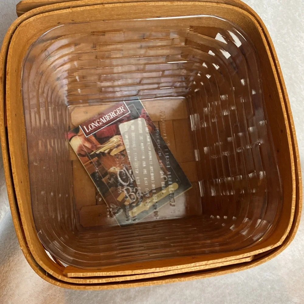 Longaberger Tall Tissue Basket W/Lid. Signed Numbered. Liner. Sz. 6.5” Square. - Picture 8 of 12